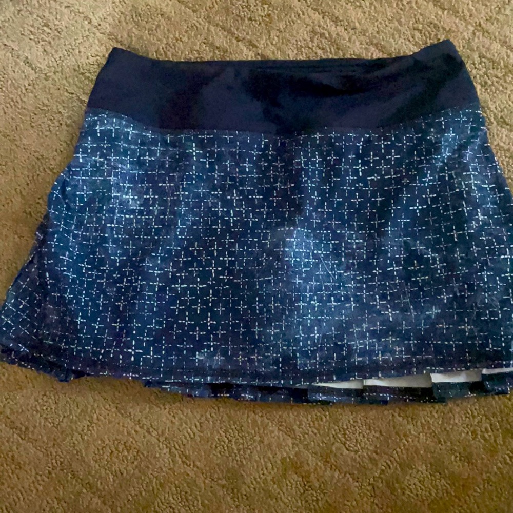 Lululemon 🎾 skirt.